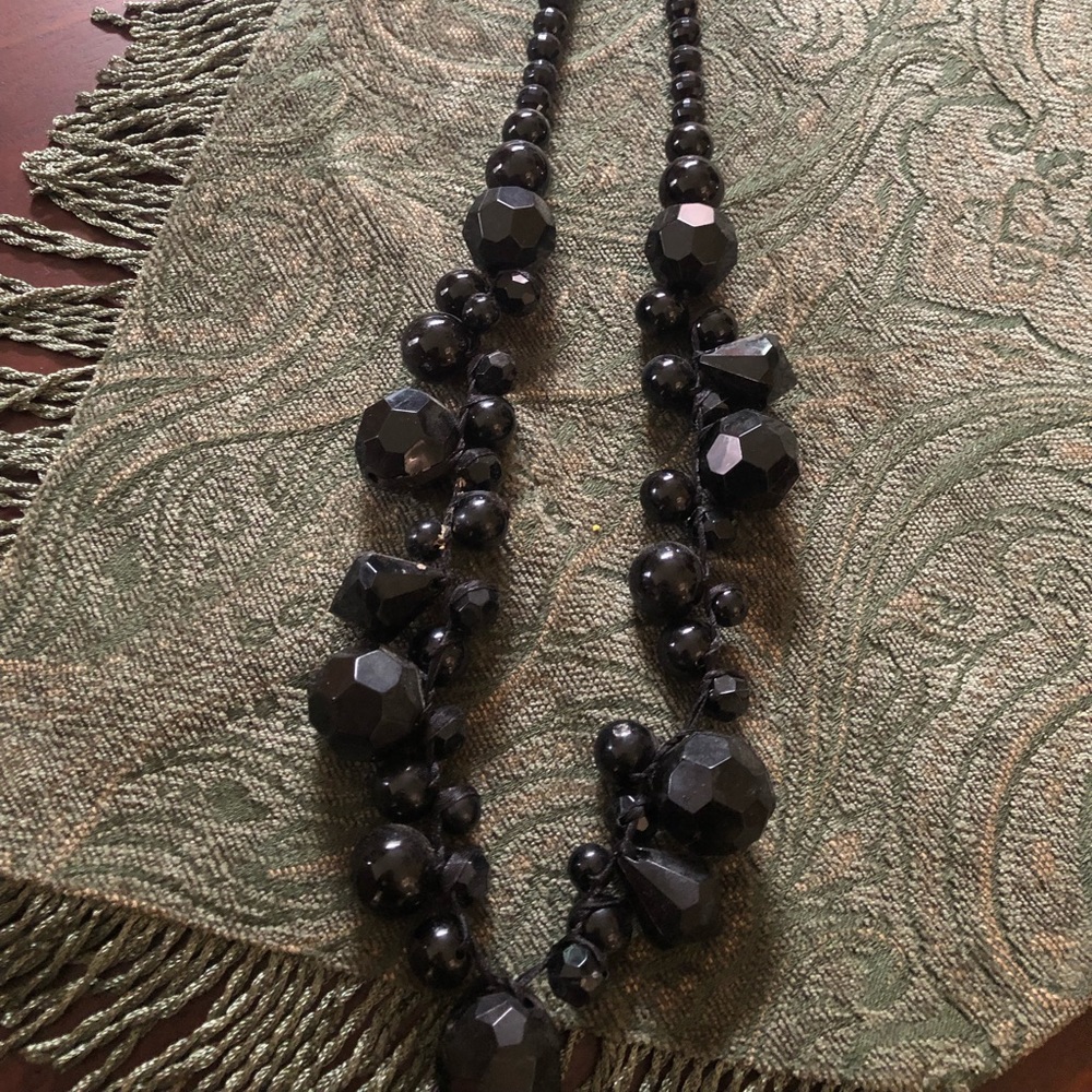 Beaded necklace